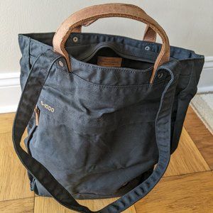 Fjallraven Totepack No. 1 Small Bag - Black